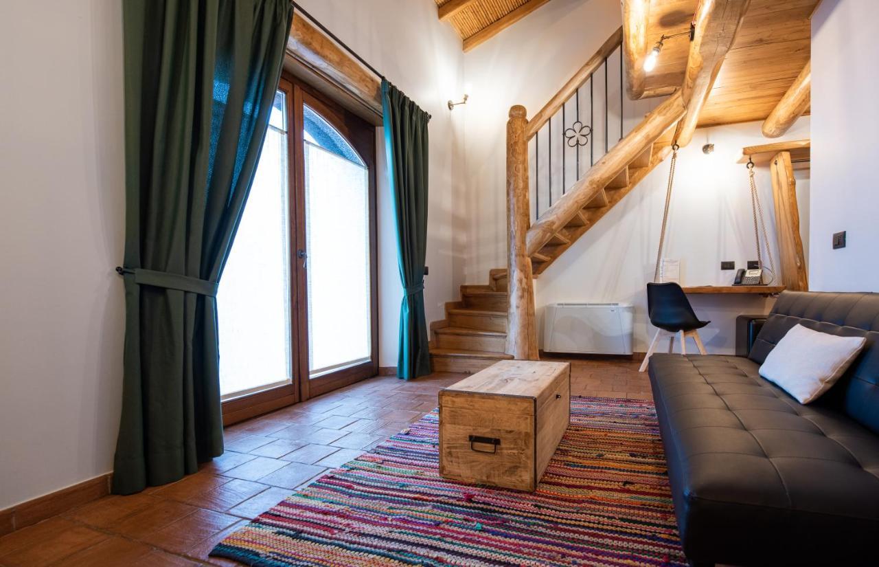 Etna Quota Mille Boutique Hotel, Typical Sicilian Food & Wine Randazzo Exterior foto